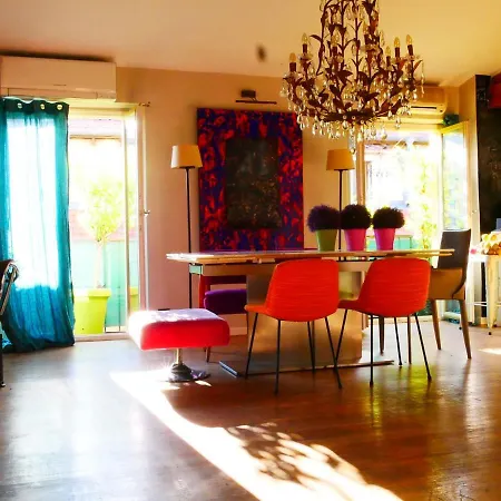 Beautiful Duplex Old City Apartment
